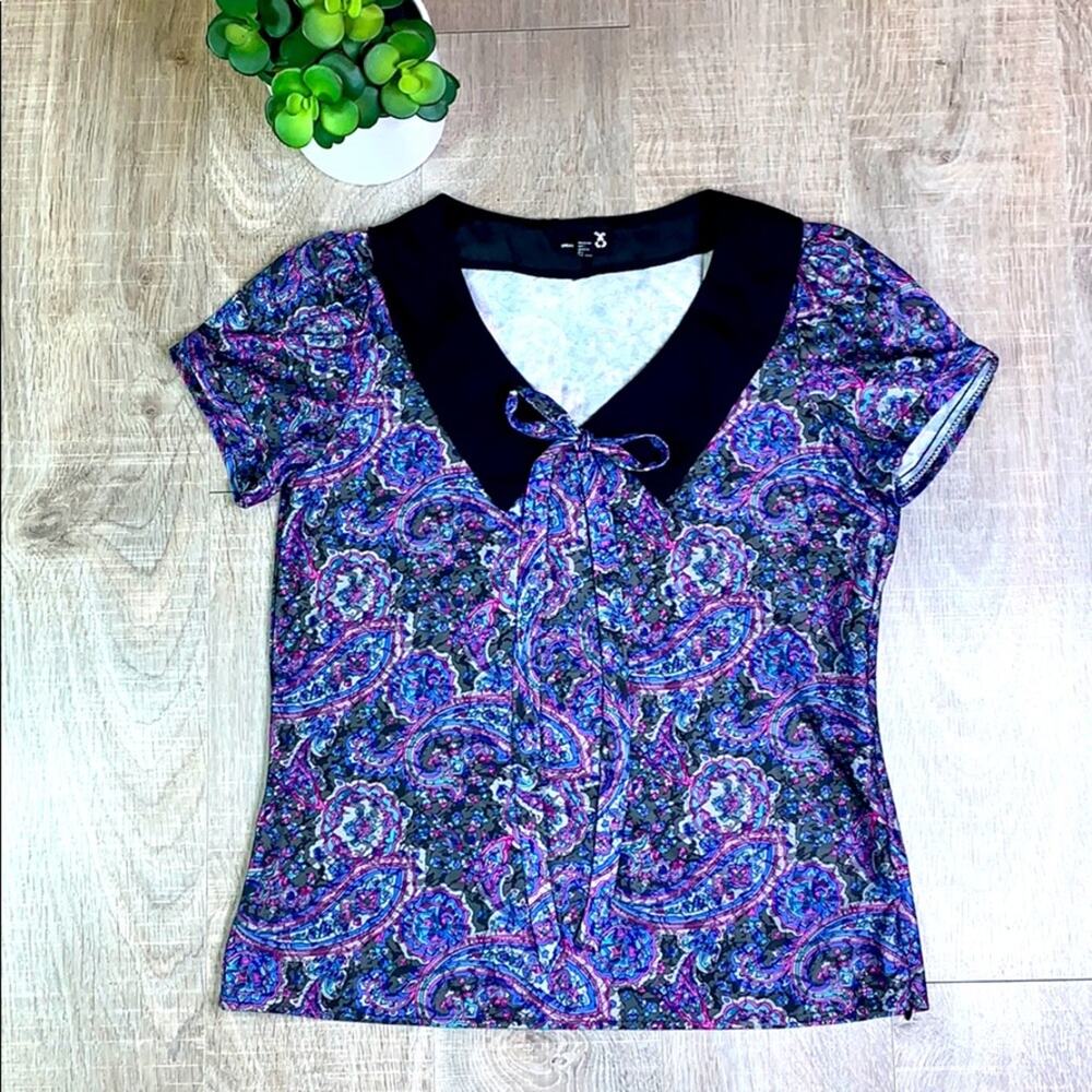 URBAN RENEWAL Women's Purple Pink Paisley Collared Blouse